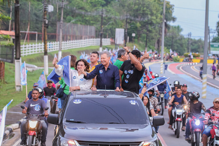 Em Coari, Arthur Neto diz que recepção calorosa do povo é ‘grito de independência’ e busca por ‘voz e vez em Brasília’
