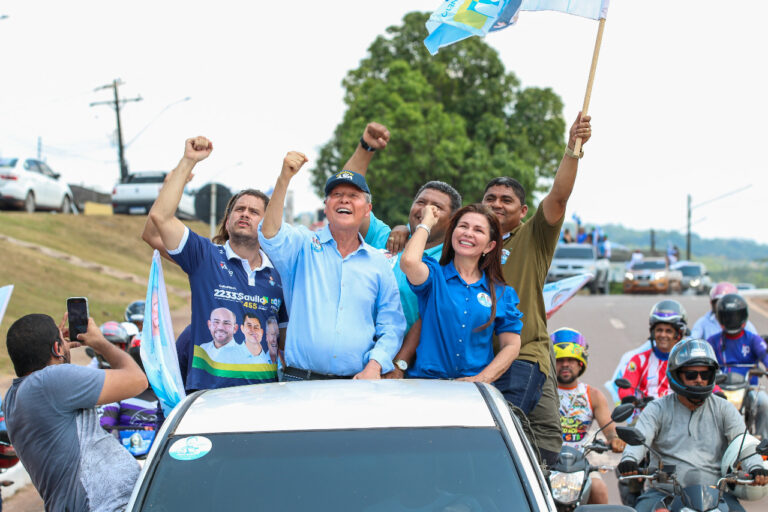 Em Presidente Figueiredo, Arthur Neto reforça compromisso com potencial turístico da cidade