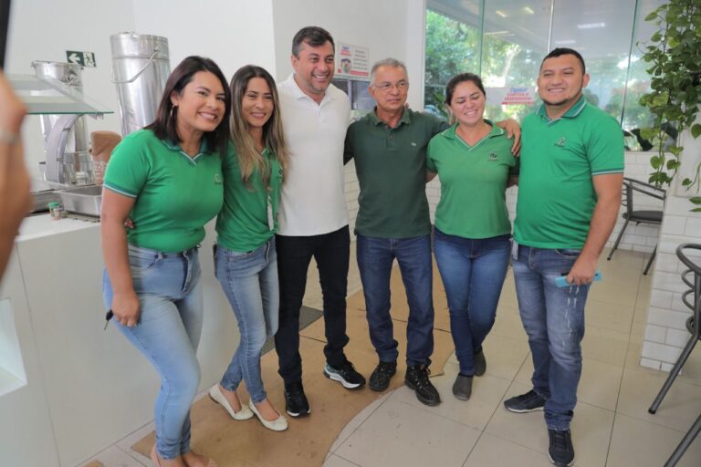 Wilson destaca obras de mobilidade para o Distrito Industrial, em reunião com trabalhadores da Coplast