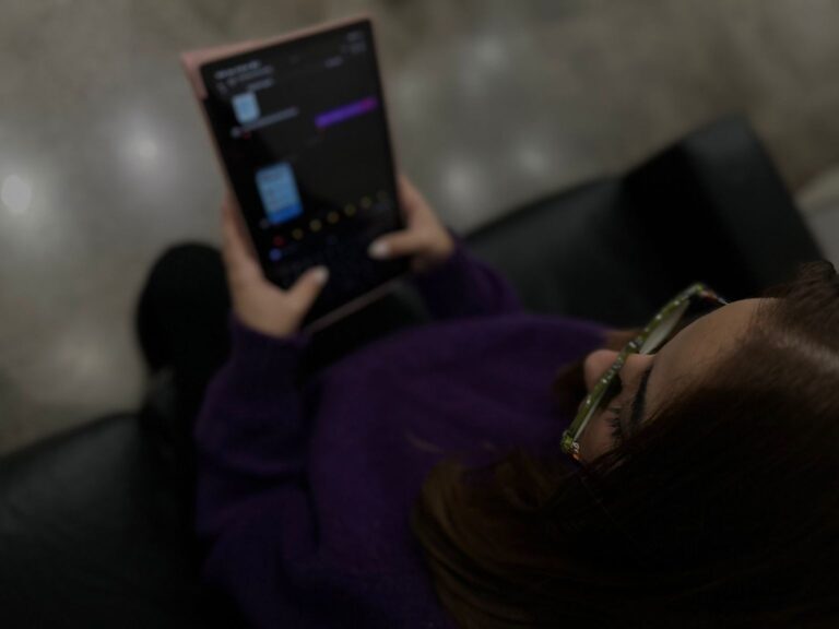 Homem fingia ser menina para ter fotos e vídeos íntimos de crianças em Manaus