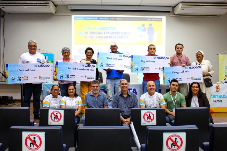Prefeitura de Manaus entrega mais de R$ 150 mil da campanha Nota Premiada e anuncia novidades