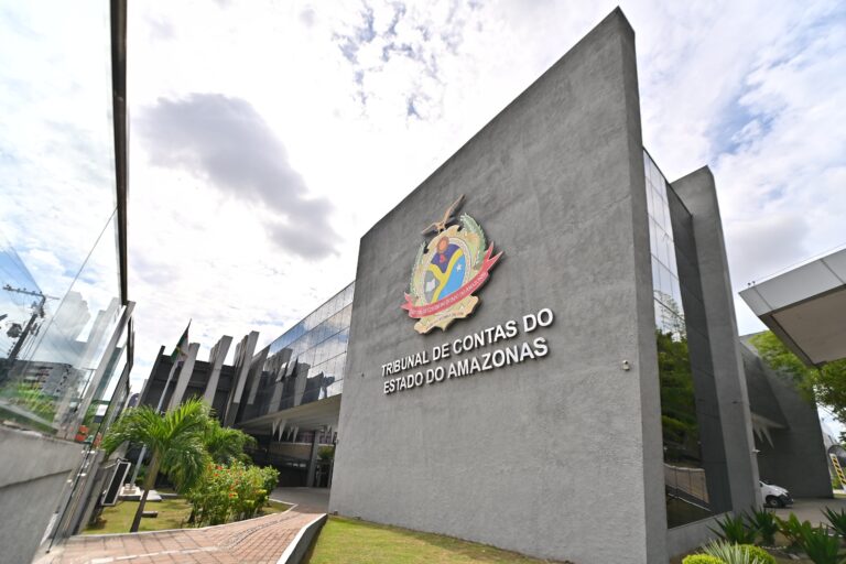 TCE-AM terá 79 processos em julgamento na sessão desta terça-feira (19)