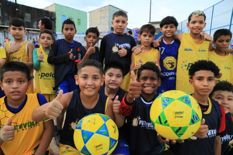 No CDC da Compensa: Moradores celebram chegada do Projeto Mais Futevôlei nos Bairros