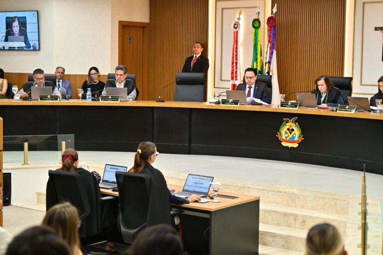 Conselheiros do TCE-AM aplicam multa a ex-prefeito de Manaquiri