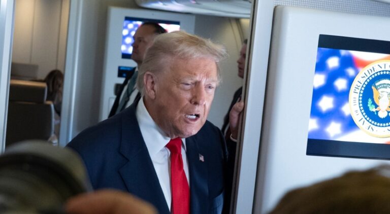 Donald Trump diz que não planeja atacar a Venezuela.