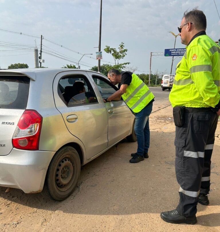 Prefeitura intensifica fiscalização e orientação no entorno da ponte Rio Negro contra transporte irregular