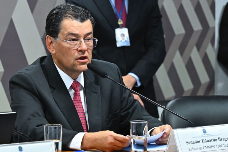 MP 1304: relatório de Braga do setor elétrico pretende proteger consumidor Proposta deve ser analisada na quarta-feira na comissão especial