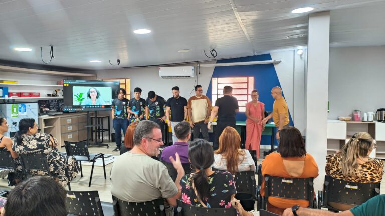 Prefeitura e Ardagh realizam entregas de kits de robótica às escolas da rede municipal de ensino