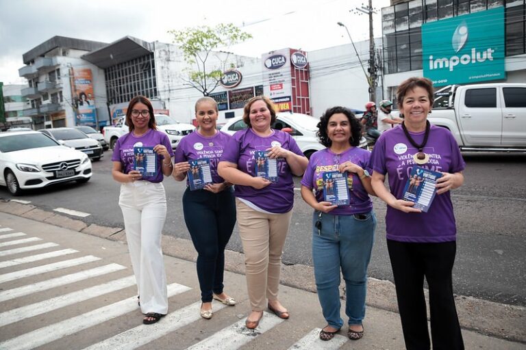 Prefeitura de Manaus encerra mês de atividades da ‘Operação Virtude’ com blitz educativa na avenida Djalma Batista