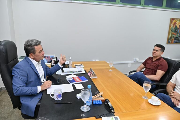 Tadeu de Souza recebe David Almeida e reforça diálogo institucional para avanço de políticas públicas: ‘Quem ganha é o cidadão’