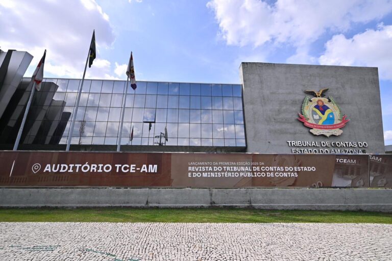 Revista Científica 2025 do TCE-AM será lançada nesta quarta-feira (5) com premiação de artigos