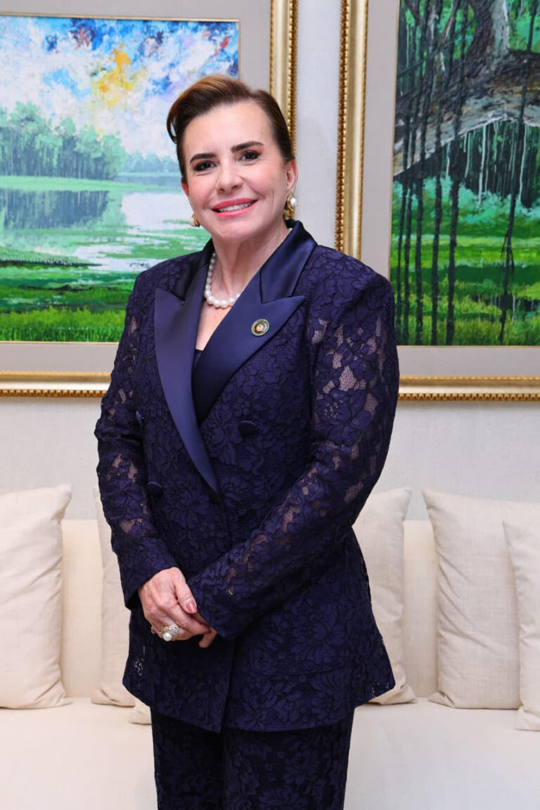 De taquígrafa a presidente: os 50 anos de dedicação da conselheira Yara Lins ao Tribunal de Contas do Amazonas