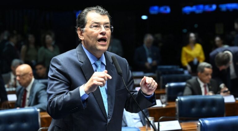 Eduardo Braga defende equilíbrio entre os poderes e reforça papel do Senado na democracia brasileira