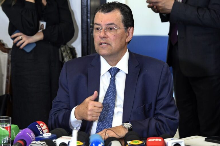 Trabalho, união e resultados marcam 2025 de Eduardo Braga no Amazonas Mais forte e simbólico