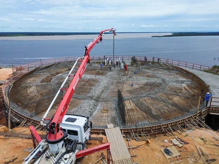 Parque Encontro das Águas ganha forma com novas frentes estruturais em obra da prefeitura