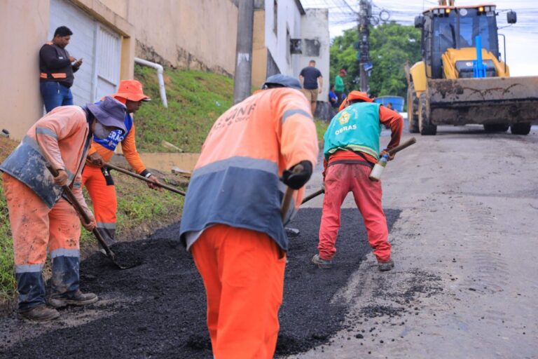 Prefeitura de Manaus avança com recuperação asfáltica e transforma mobilidade no bairro Cidade de Deus