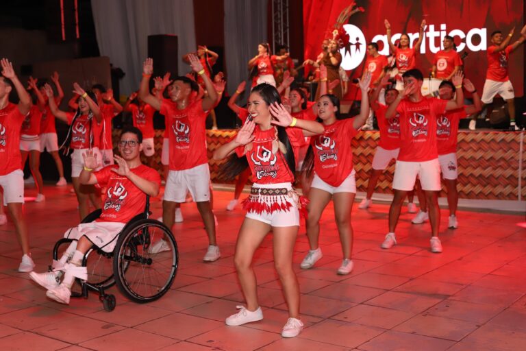 A galera encarnada deu show no 1º Ensaio da Batucada!