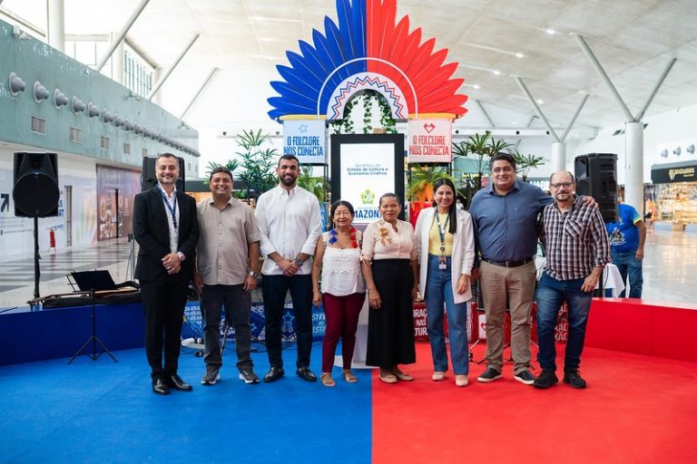 Festival de Parintins 2026: Cultura e economia criativa transformam Aeroporto Internacional de Manaus em extensão do Festival